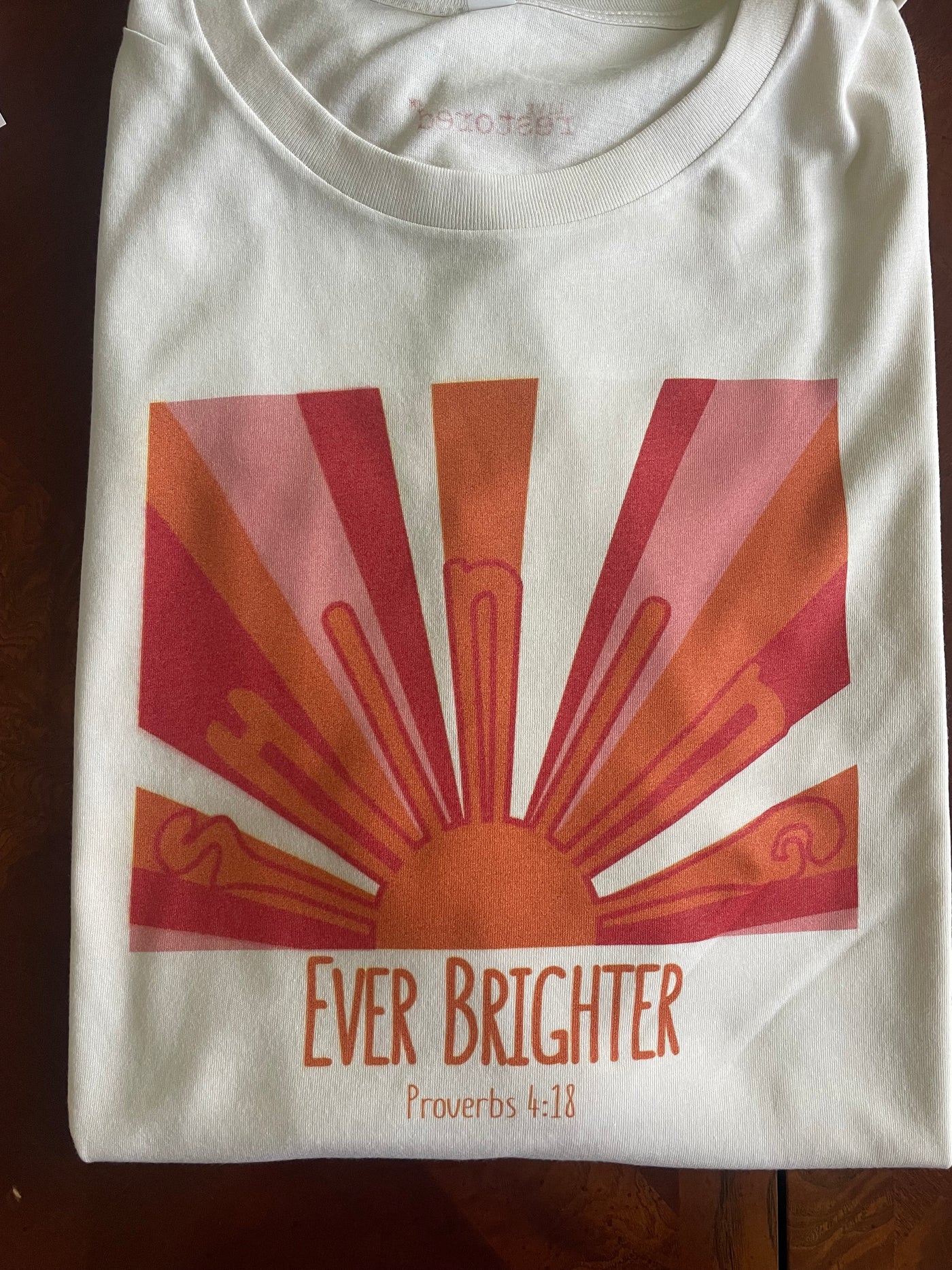 Shinning Tee