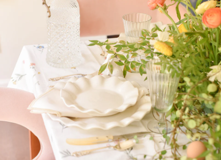Signature White Ruffle Salad Plate